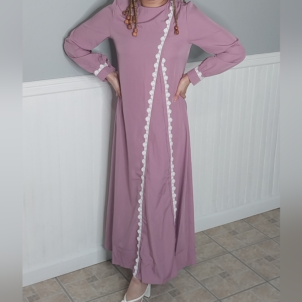 Elegant Mauve Dress with White Trim